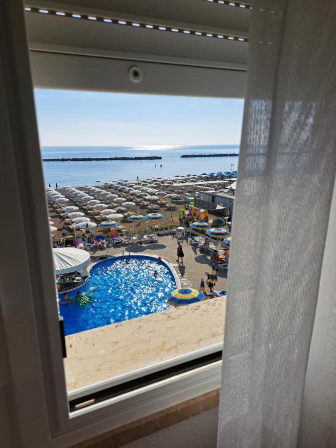 Hotel Marco Лидо ди Савио Екстериор снимка